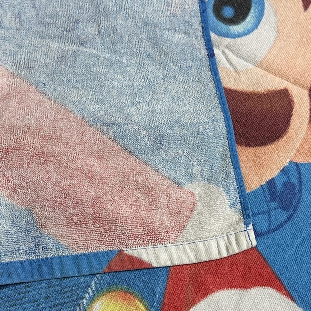 Super Mario Odyssey Beach Towel 28 x 54 inches‎ Official Nintendo Video Game - Picture 5 of 5